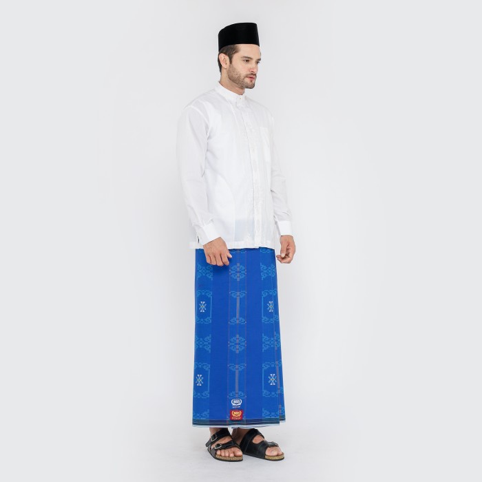 Sarung BHS Excellent Gold Motif SSF Biru