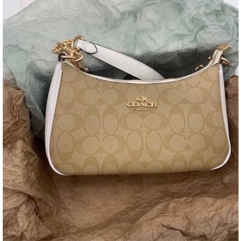 Coach Teri Shoulder Bag  (CA548)