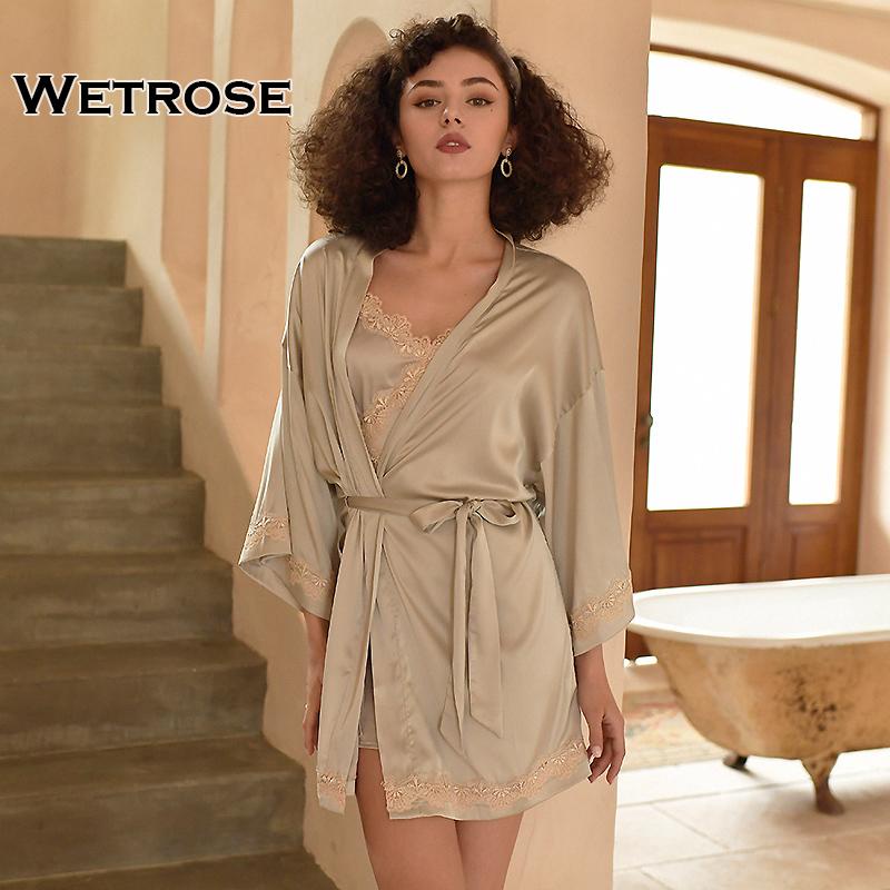 【Wetrose】Premium Sexy Backless Renda Bordir Piyama Gaun Sling Splicing Sederhana Pakaian Kimono Piyama Pakaian Tidur