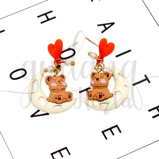 Anting Stud Sititng On The Moon Bear Earrings Motif Beruang Bulan Duduk GH 203106