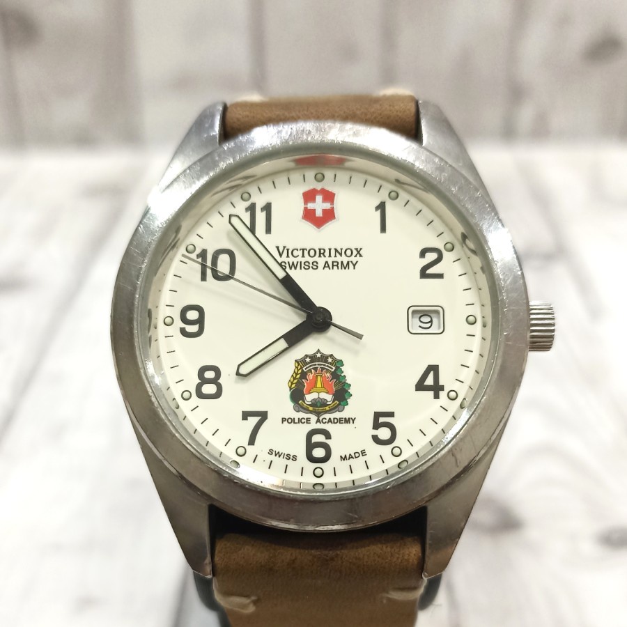 Jam Tangan Militer Besar Pria Keren Victorinox Swiss Army Military Police Academy Quartz