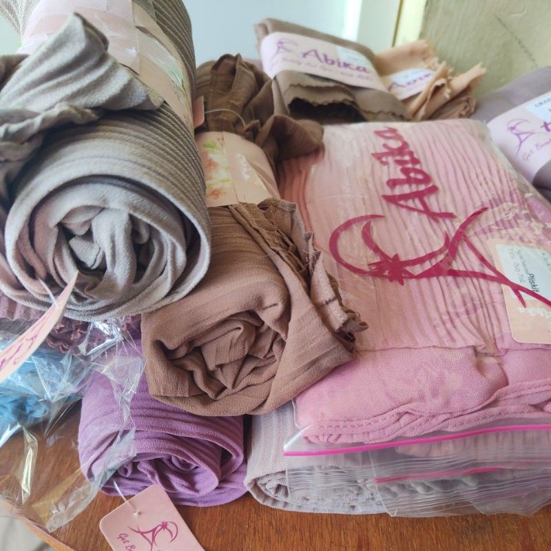 Pashmina hijab plisket by Abika