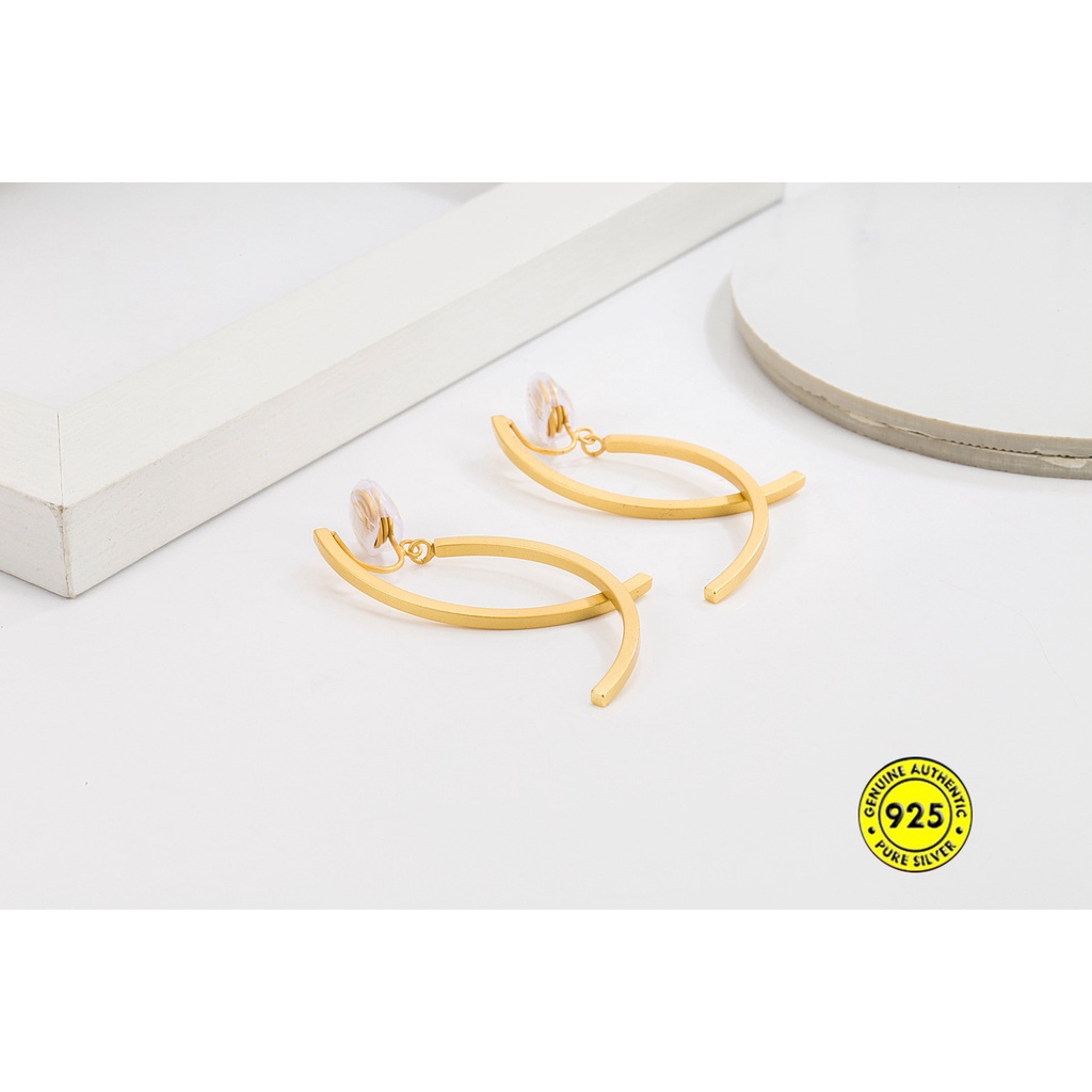 Klip Telinga Ekor Ikan Logam Klip Tanpa Tindik Cermin Frosted Anting Salib U1308