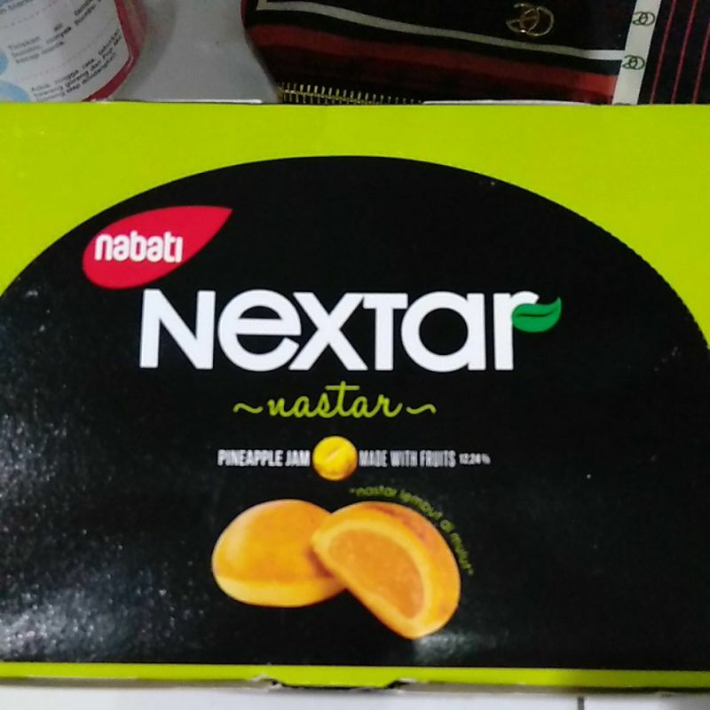 

[34 gram x 10] nextar nastar box