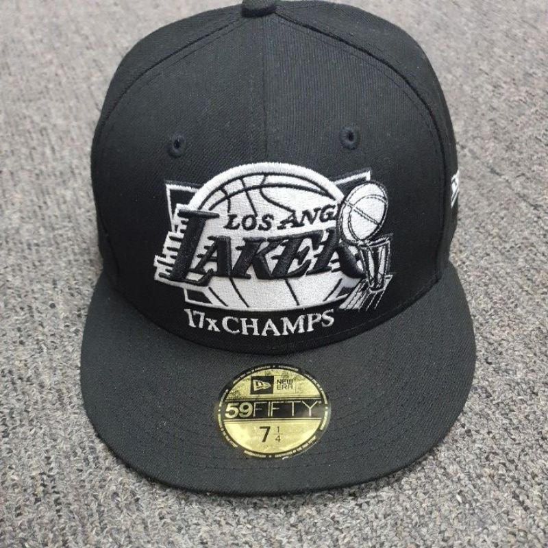 Topi NBA LA Lakers New Era 59Fifty 7 1/4 Made In Bangladesh