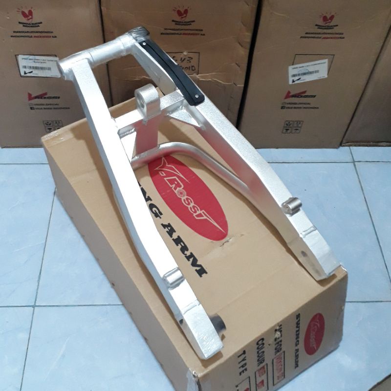SWING ARM V ROSSI VIXION NEW lebar lengan ayun Vrossi new vixion nvl nva