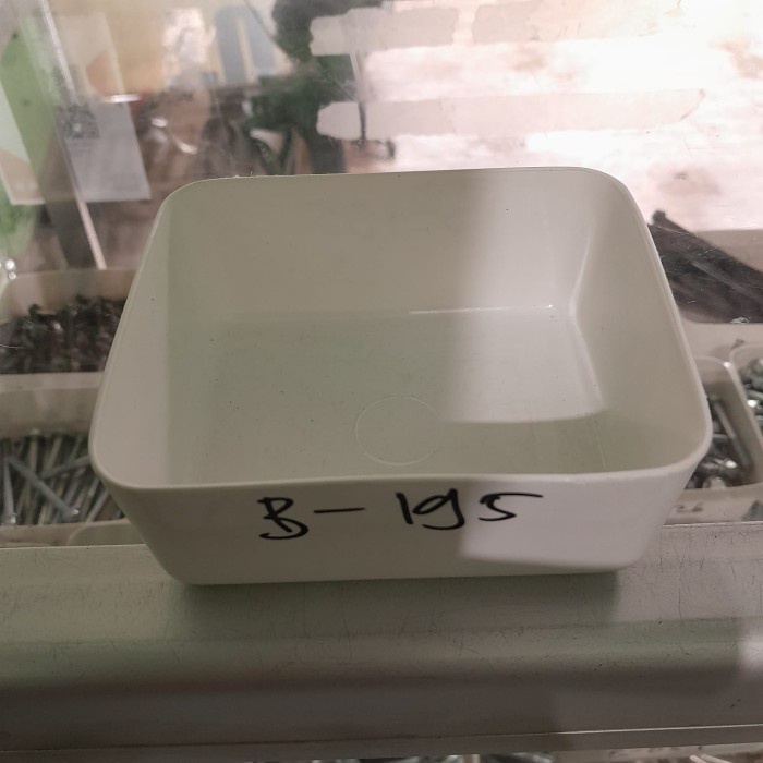 BAUT L M8 X 65 NEKEL