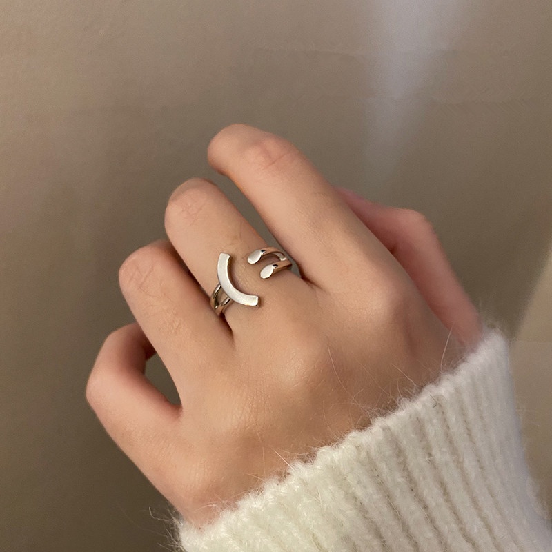 Papaozhu Korea Baja Smiley Face Cincin Untuk Wanita Pria Fashion Geometris Jari Manset Rings Pasangan Teman Perhiasan Hadiah