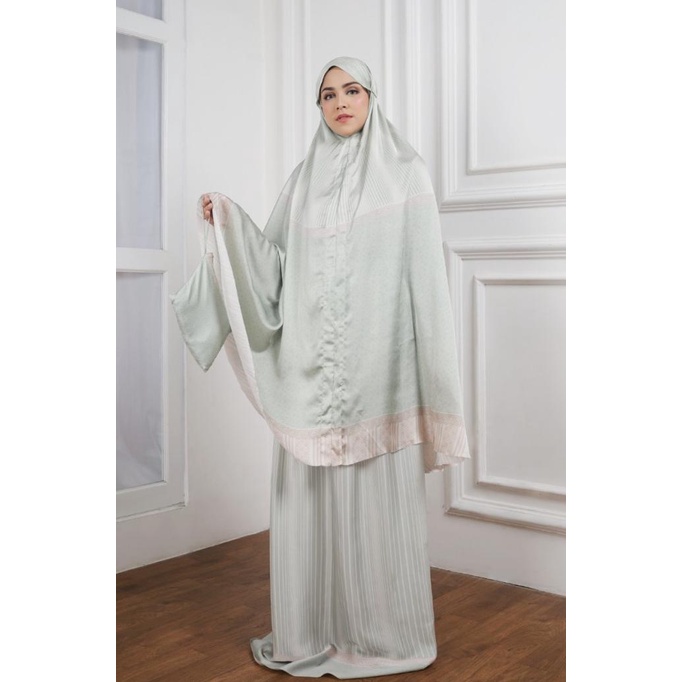 The Eeman Prayer Robe Dusty Green