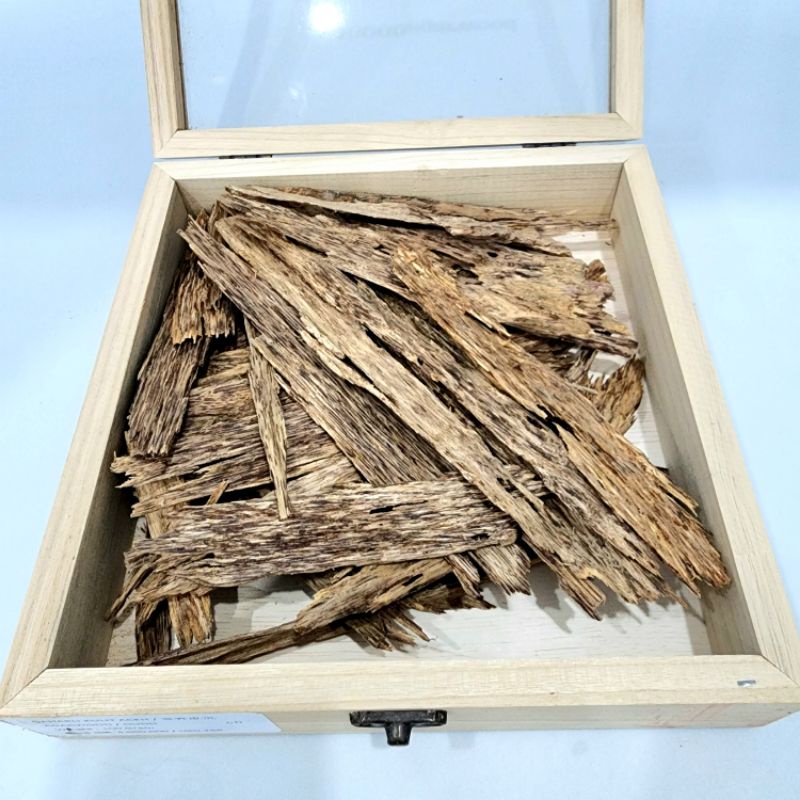 10000agarwood gaharu aceh agarwood bakhuur oudh natural