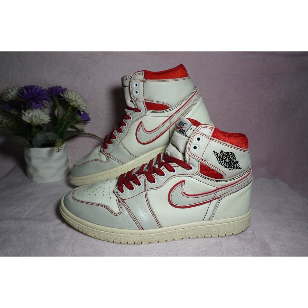Sepatu Nike Air Jordan 1 Retro High OG Phantom Sail-Red University