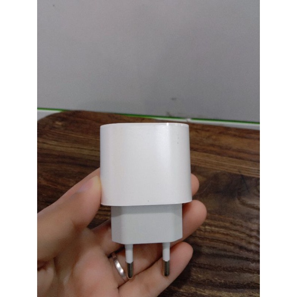 BATOK CHARGER USB C 20W ORIGINAL