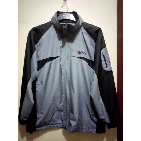 Jaket  outdoor LA GEAR