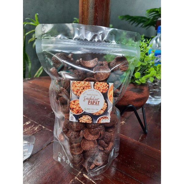 

Cemilan pedas renyah 5000an