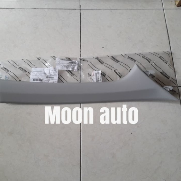 Pilar kaca depan grand avanza tipe G 2018 ori 1buah