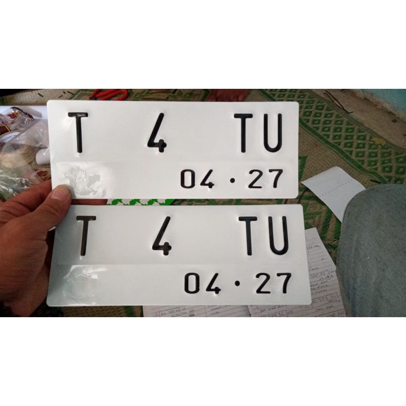 PLAT NOMER BAUT TANAM TANPA MIKA