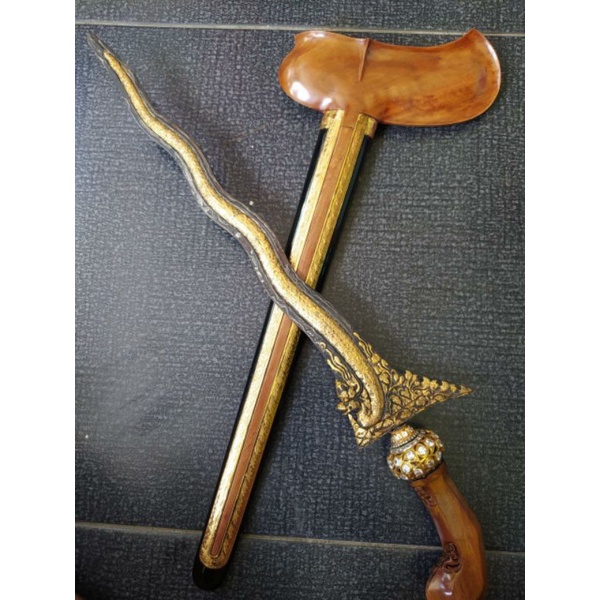 Keris Naga Sapto Kinatah