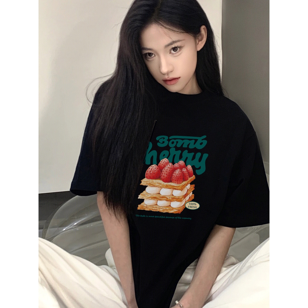 [100%  Katun]Kaos Couple Cake Oversize Kekinian Lengan Pendek Korean Style Printed T-shirt Baju Wanita Hitam