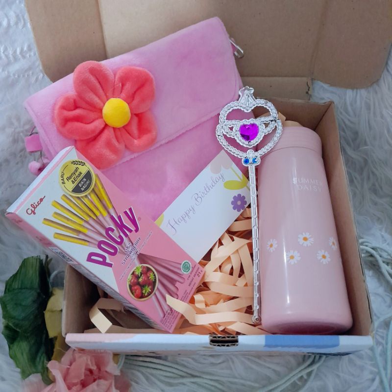 Kado Ulang Tahun Anak Perempuan Hampers Cewek