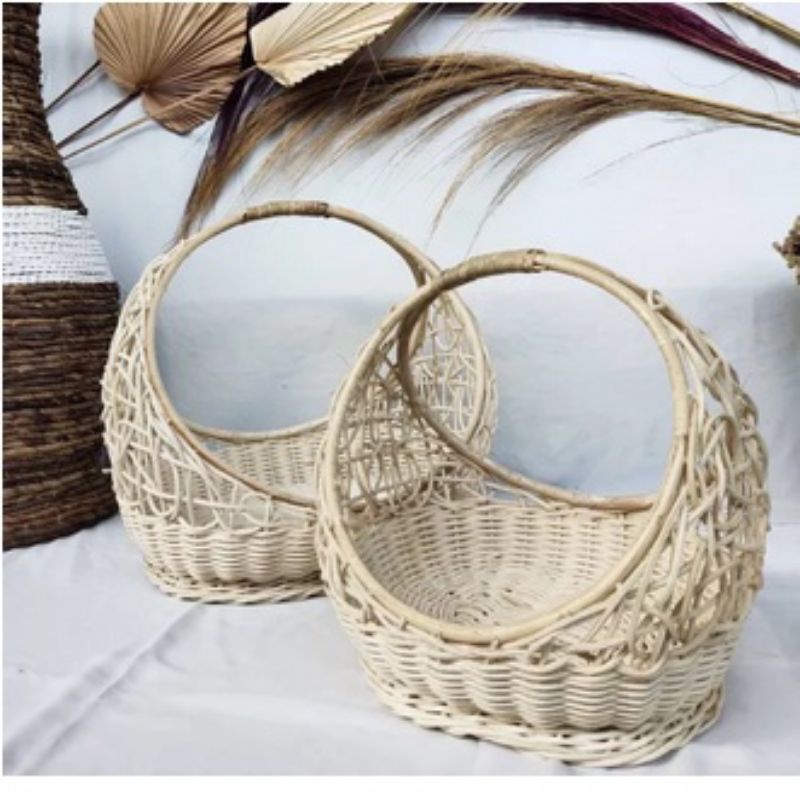 Keranjang parcel Cincin / Keranjang rotan bentuk cincin / Humpers rattan elegant