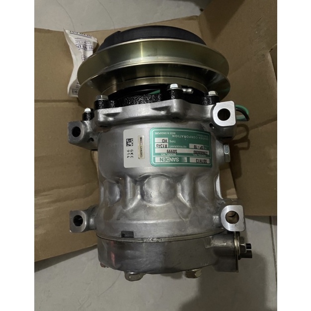 Compressor / Kompresor Komatsu Sanden sd7h13 7360 got b