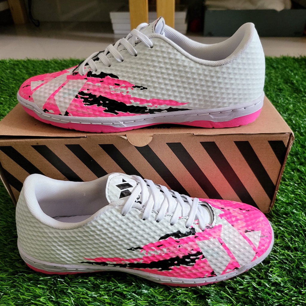 Sepatu Futsal  BW  Motif CBW Pria / Wanita Sepatu Futsal Pria Berkualitas Dan Original