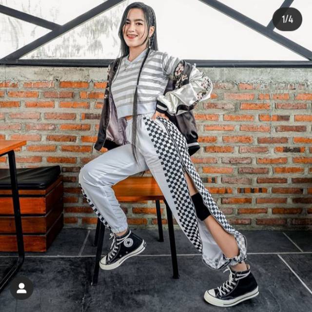 Chess Zipper/ Celana Panjang/ Jogger/ Motif Catur