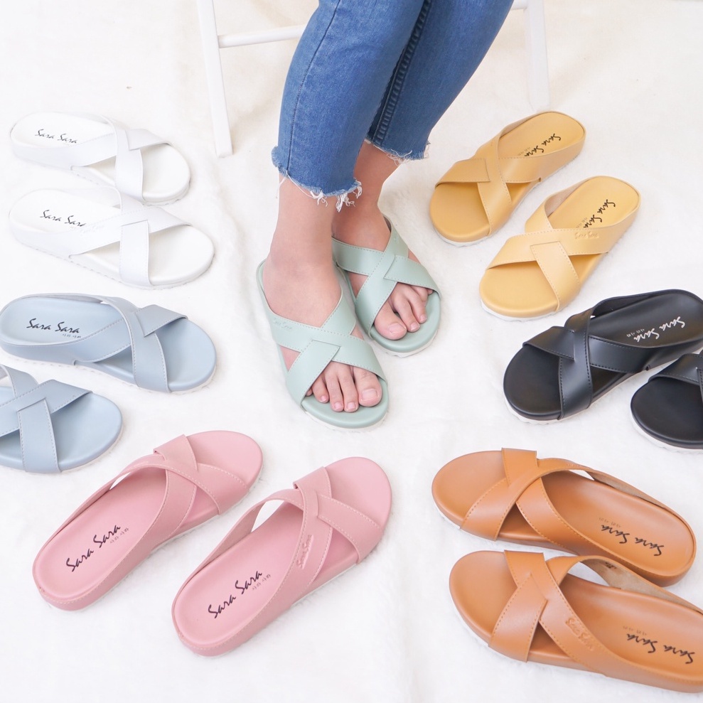 SARASARA YUK - Sandal Wanita Selop Empuk SARA SARA VIVI Sendal Cewek Wedges Platform Rumahan Hak Tinggi 2cm Model Silang 2 Size 36 37 38 39 40 Pergi Jalan Casual Santai Rumah Slop Warna Brown Cokelat Soft Premium Original Shoes ORI Mall Official Store