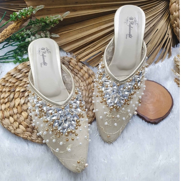 Sepatu wedding payet cantik Arum gold 3 cm hak tahu