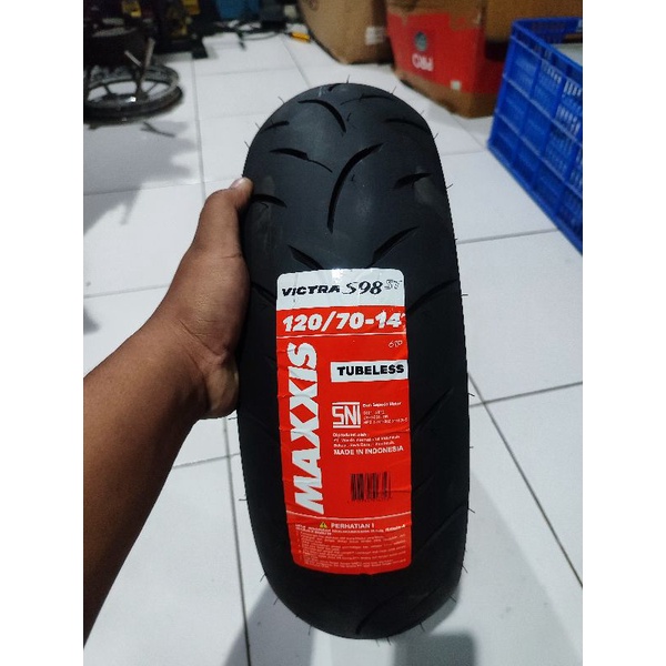 BAN MAXXIS VICTRA 120/70-14 VICTRA S98ST 120 70 RING 14 PCX