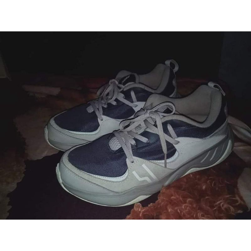 Sepatu Piero Quatro Beige