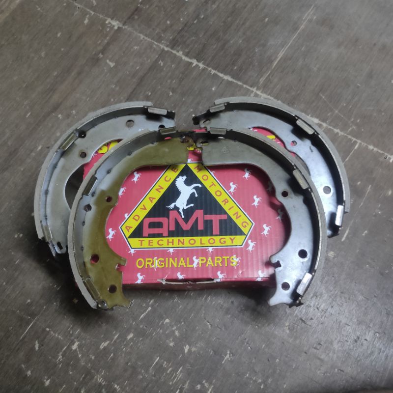 sepatu rem belakang taft independent F73 F78 brake shoe taft rocky independent kampas rem belakang t