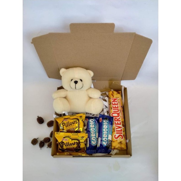 

Hamper boneka - Hampers coklat - Hampers snack - Hampers - Kado simpel - kado menarik