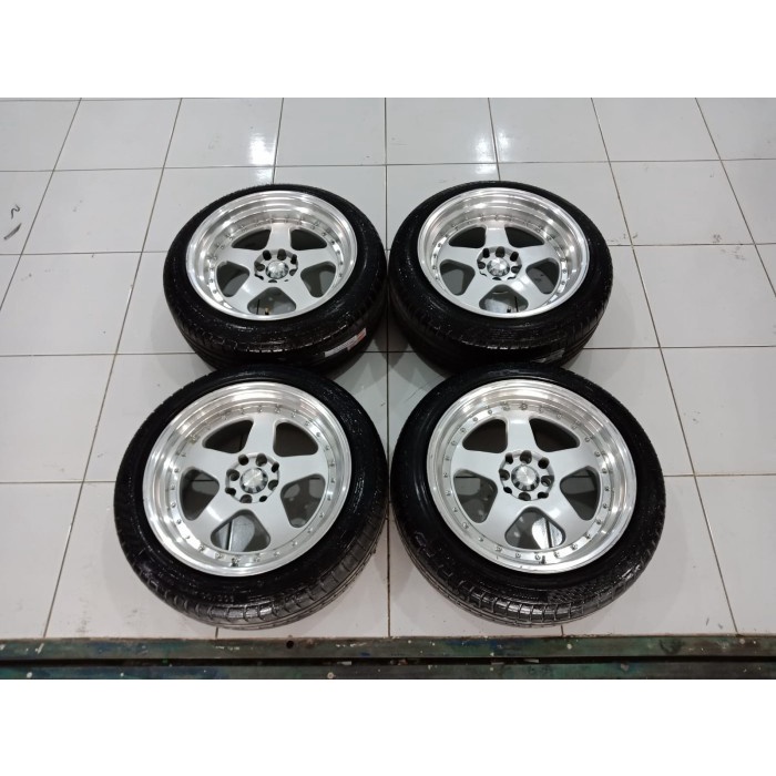 Velg Mobil Bekas Seken Ring 17 BURN HSR R17X8-9 Baut 4 ET30-20 BAN 205 50 R17