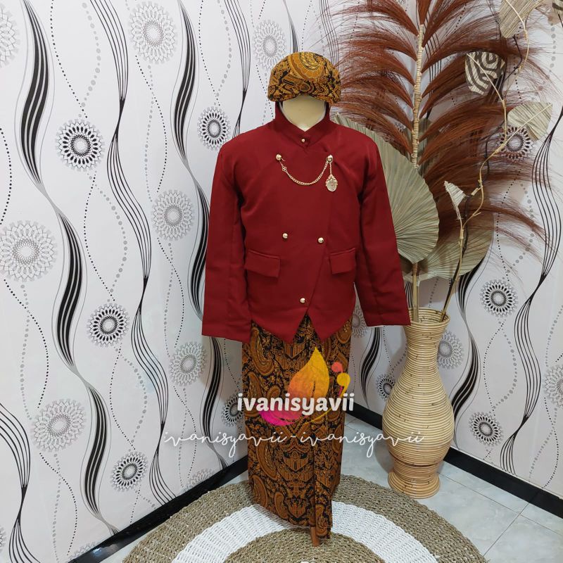 [Couple] Baju Prewedding / Baju Adat Jawa | Gambar Patung - Nuansa Solo Maroon