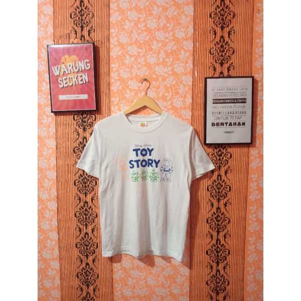 kaos toy story second thrift