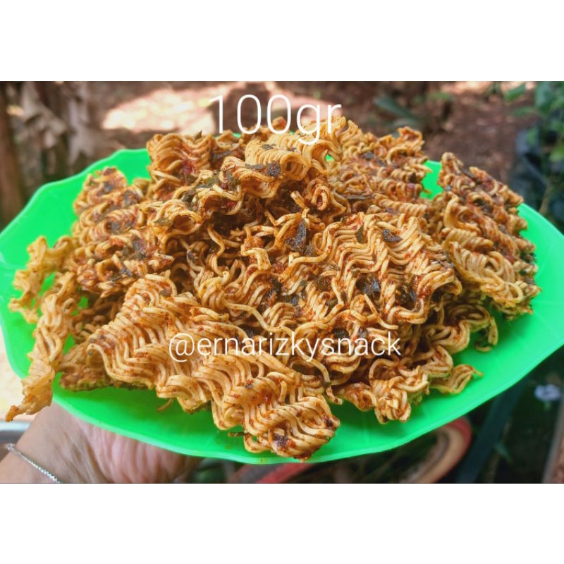 

MIE KEREMES PEDAS DAUN JERUK 100 GRAM