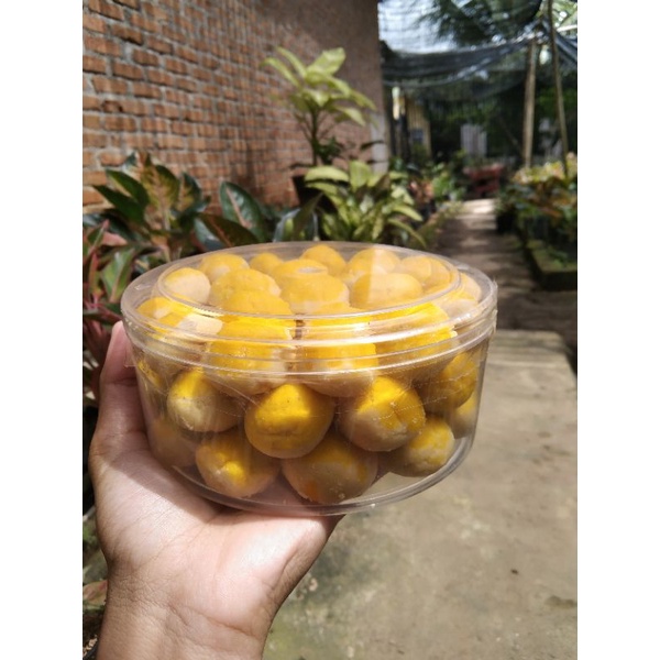

Kue nastar Selai Nanas