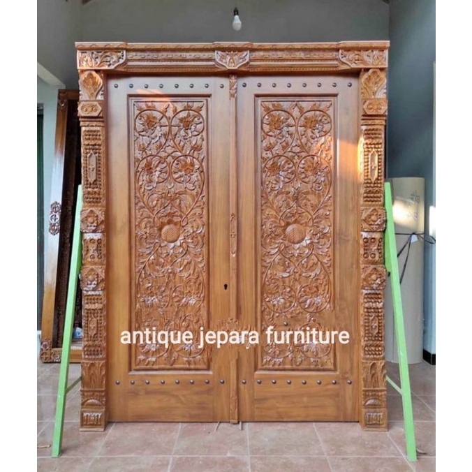 pintu ukir kayu jati