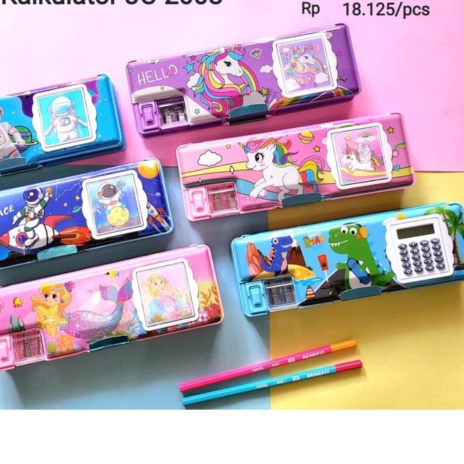 

44F✴ KOTAK PENSIL KALKULATOR+SERUTAN 2 lubang/pencil case calculator karakter anak Trend