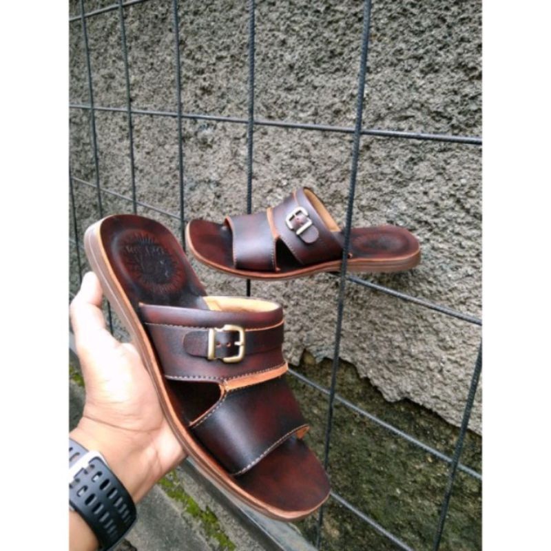 Sendal pria kulit asli.Sandal selop pria