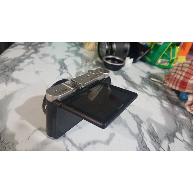 kamera mirorless samsung nx3000 body + adapter to canon eos