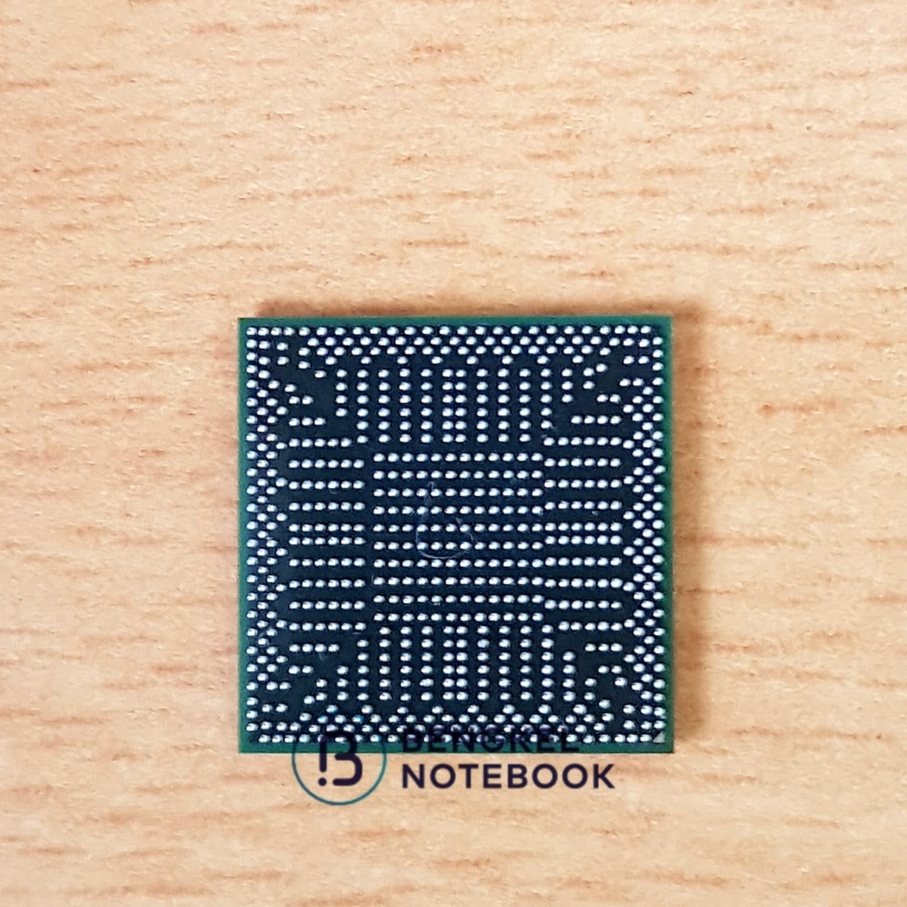 Intel SR17D DH82HM87 New