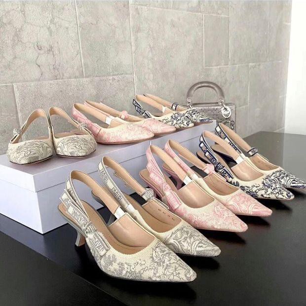 Sepatu Wanita Heel D 113 Navy Motif Bordir / By Tas Premium_id