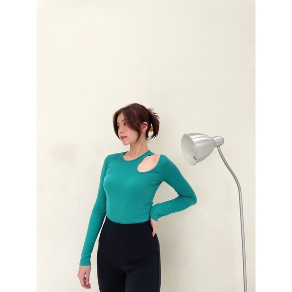 RENE LONG SHEELE KNIT TOP / ATASAN RAJUT LENGAN PANJANG WANITA / KAIA 004 / 004B NKD