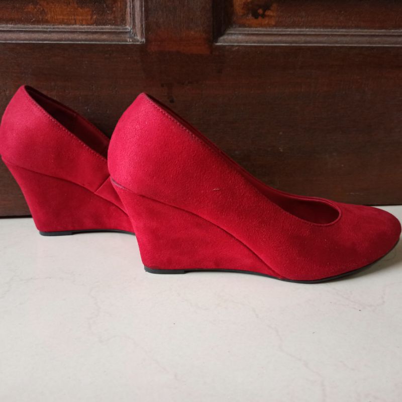 SALE TANGGAL KEMBAR 10.10 Sepatu Wedges DEXFLEX COMFORT  LIKE NEW PASTI