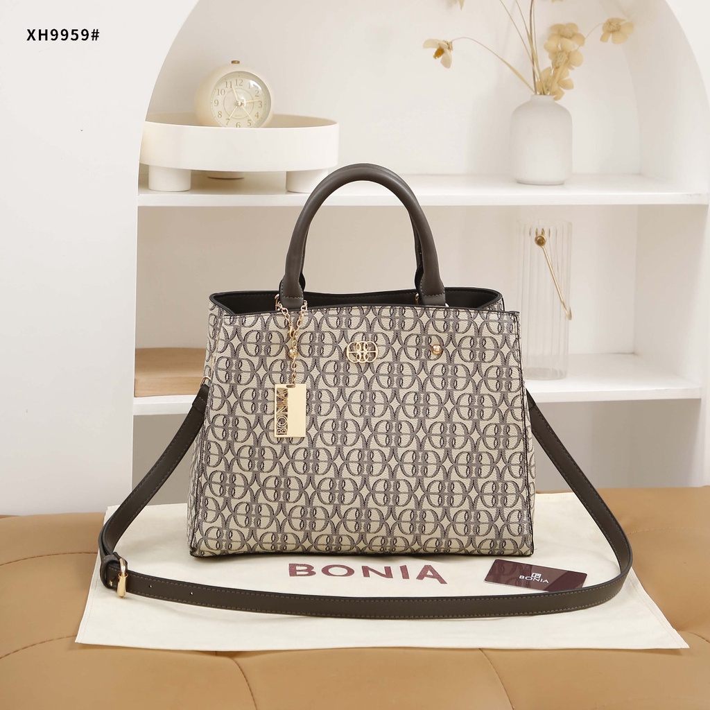 Bo New Montaigne Bag XH9959