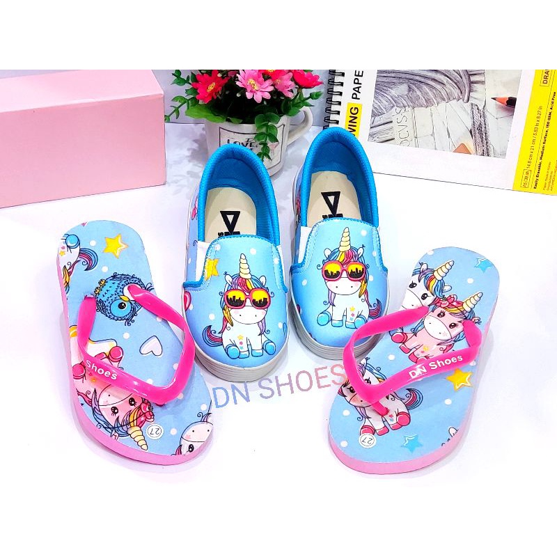 Sepatu Anak Perempuan Paket Sepatu dan Sandal Anak Perempuan Paket Slip On dan Sandal Jepit Anak Perempuan Murah Karakter Unicorn Biru