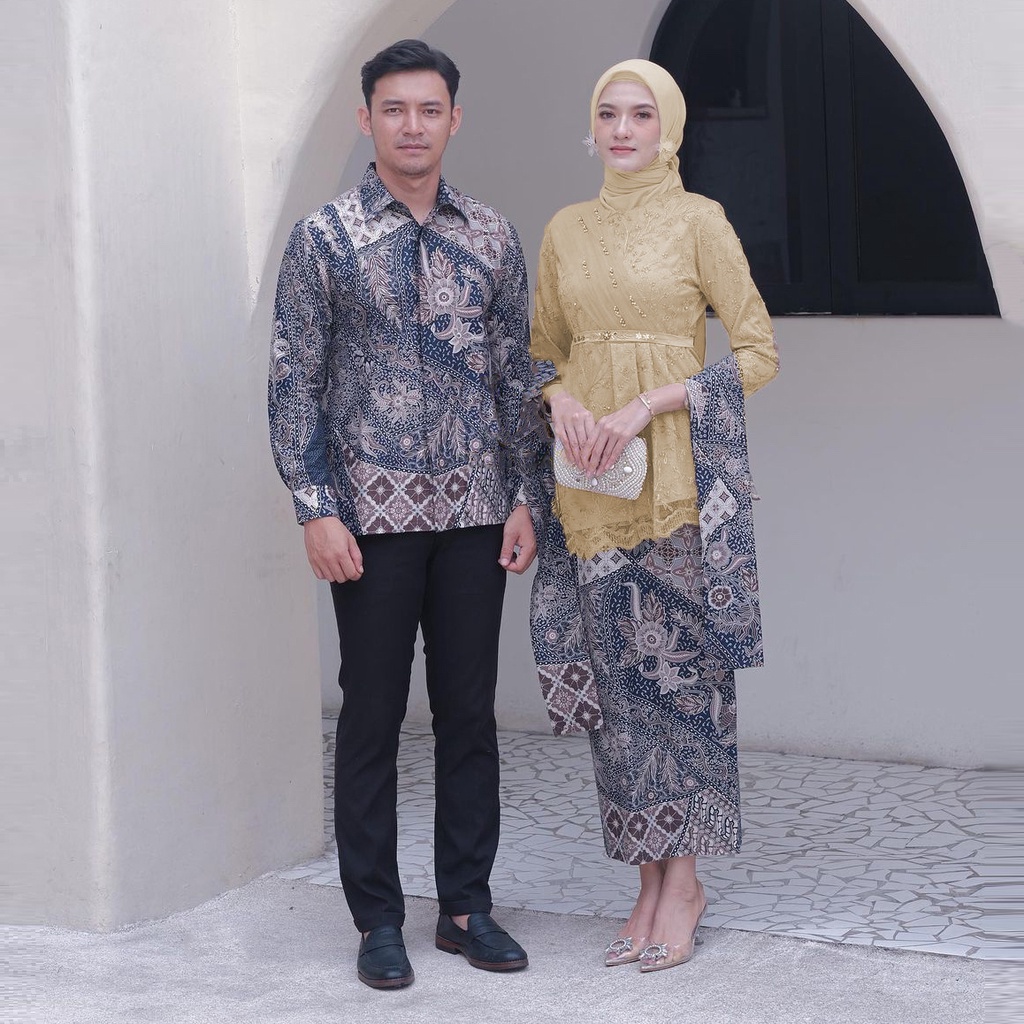 New Arrival - SET KEBAYA COUPLE AMIRA NUDE ROSE LATTE KEBAYA MODERN TUNANGAN LAMARAN WISUDA KONDANGAN WANITA KEMEJA PRIA LENGAN PANJANG SIZE M L XL