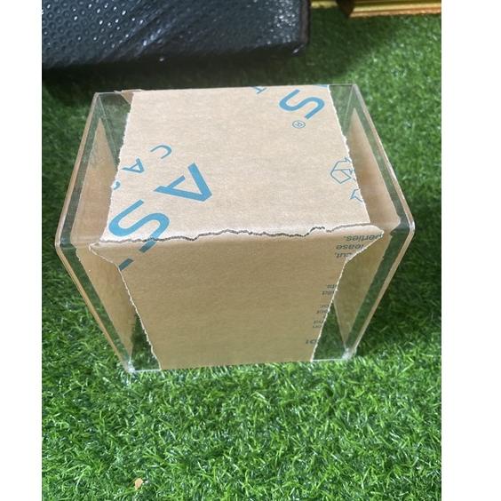 4I2 akrilik kotak hantaran satuan